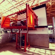 New hoof trimming chute in a dairy cow barn