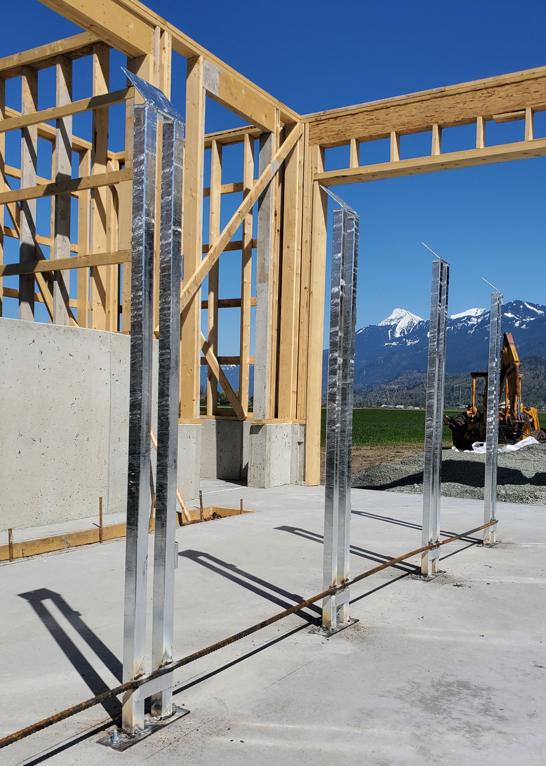 New dairy barn under construction